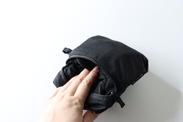 ソフトナイロン折りたたみ収納ボストンバッグ（BK） 収納時