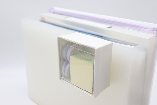 ダイソーのクリップスイングケースはファイルボックスと組み合わせて使える