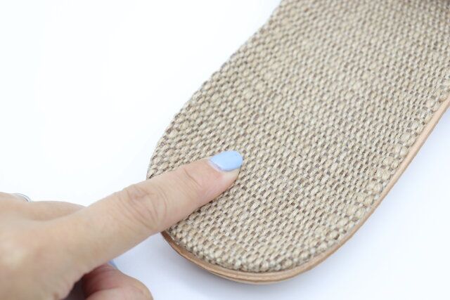 ダイソー 外でも履けるスリッパ（ジュート入・無地） 素材