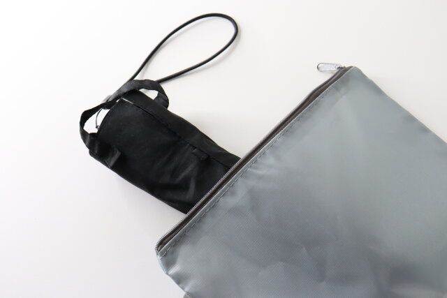 セリア はっ水ポーチ 32×24cm 折りたたみ傘