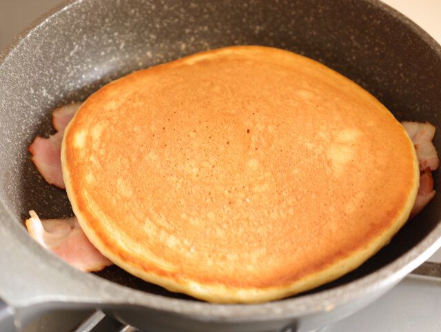 裏返して中まで火が通るまで焼く。