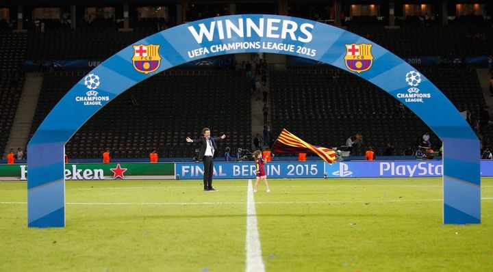 9歳で骨肉腫で亡くなった娘のために…55歳監督、優勝を成し遂げたい理由が泣ける 「娘はそこにいないが心はいる」