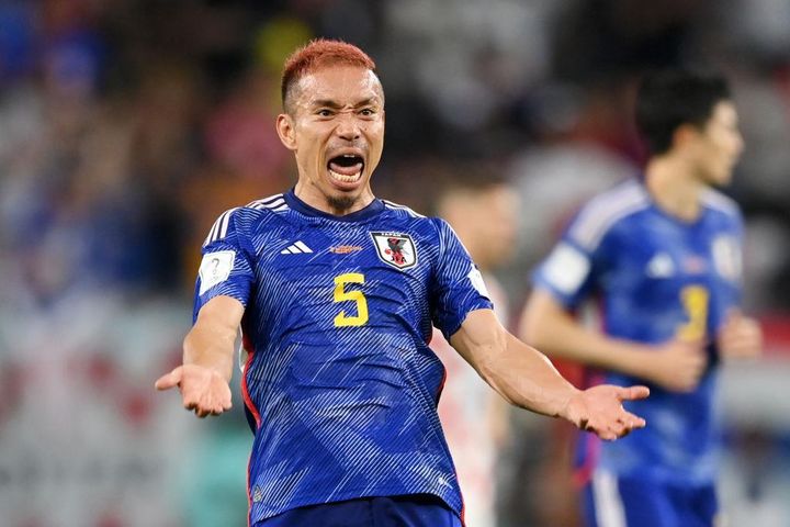 平愛梨さん、『ブラボー』で一世風靡した夫・長友佑都の”目“にドン引き！？千鳥ノブさんも笑う「ご夫人から見ても…」