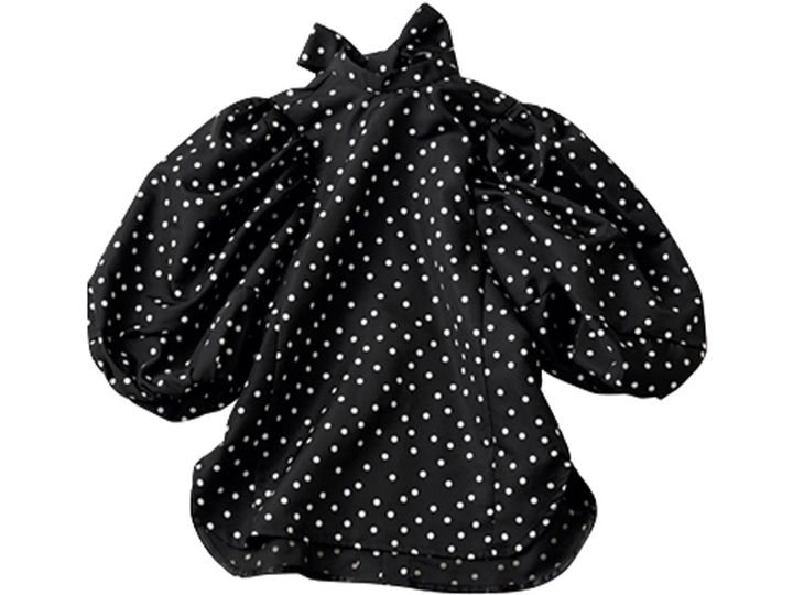 ドット柄の甘ブラウス