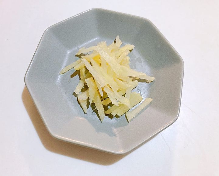 千切りにしたしょうが