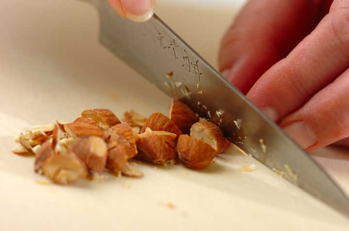 牛しゃぶとアボカドのアジアン風の下準備1