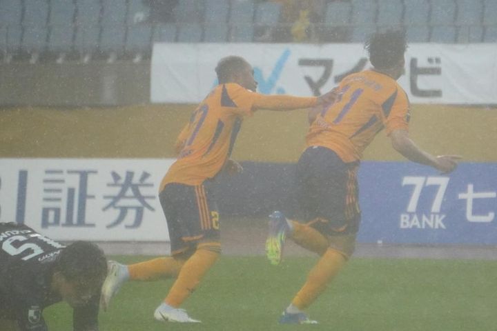 J2ベガルタ仙台MF郷家友太が劇的先制弾！見据える先は宿敵との決戦「みちのくダービーで魂は見せられる」