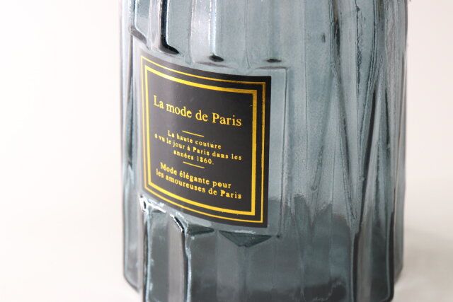 ガラス花瓶（グレー、直径10cm×H17.7cm、口径外直径9.4cm） ラベル