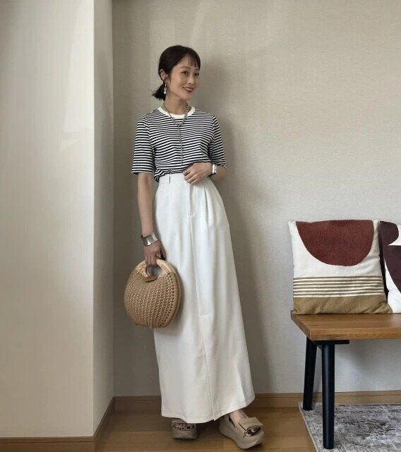 白スカートボーダー大人コーデ