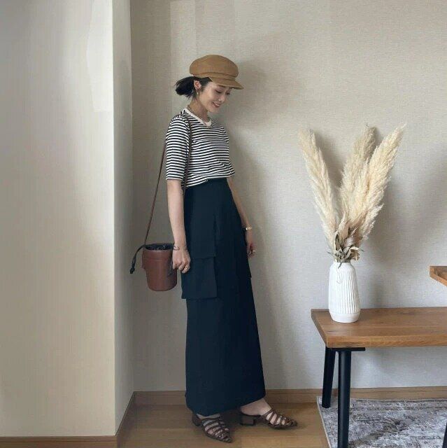 カーゴスカートボーダー大人コーデ