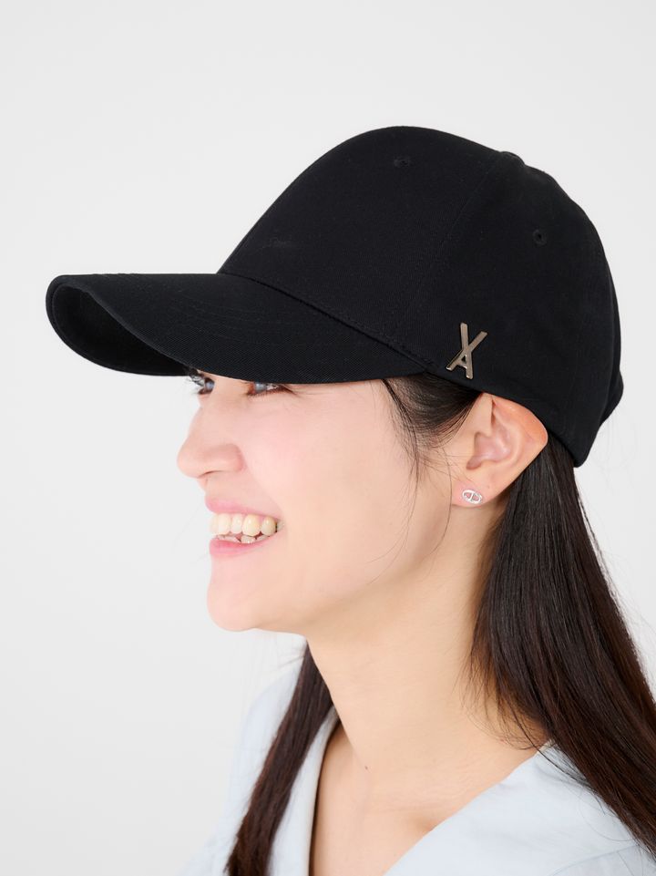 クラウドチームVERY酒井理央の春コーデ3のキャップ