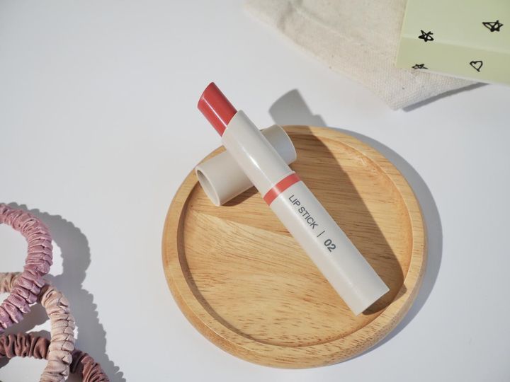 画像: 保湿・仕上がり・色味よし！無印リップが“使える”って言われる理由