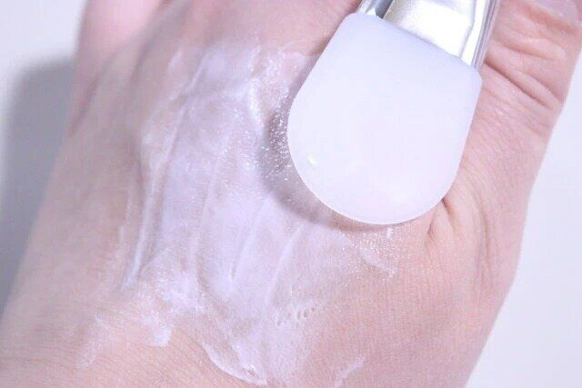 ダイソー シリコーンミニブラシ