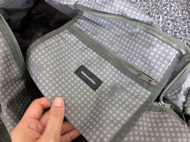 ディスイズネバーザットボストンバッグ裏地付き