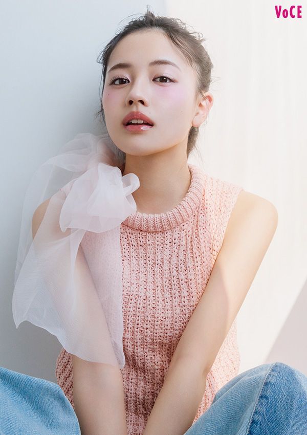 上坂樹里さん 青みのピンクで微熱チーク