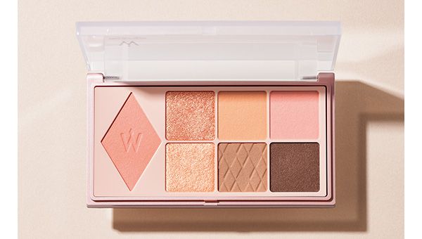 W デイリームードアップパレット