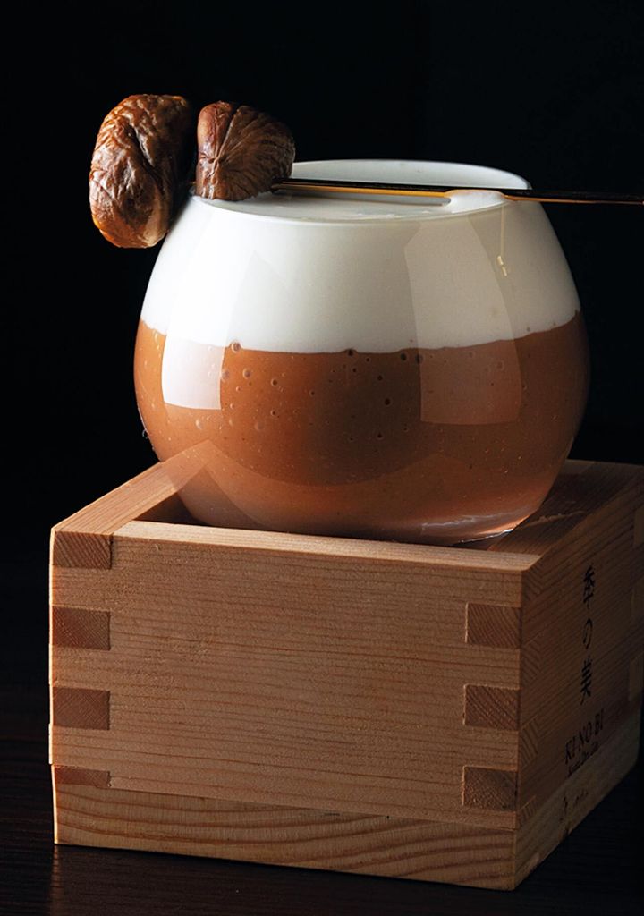 銀座『Calma』の「贅沢モンブランカクテル」