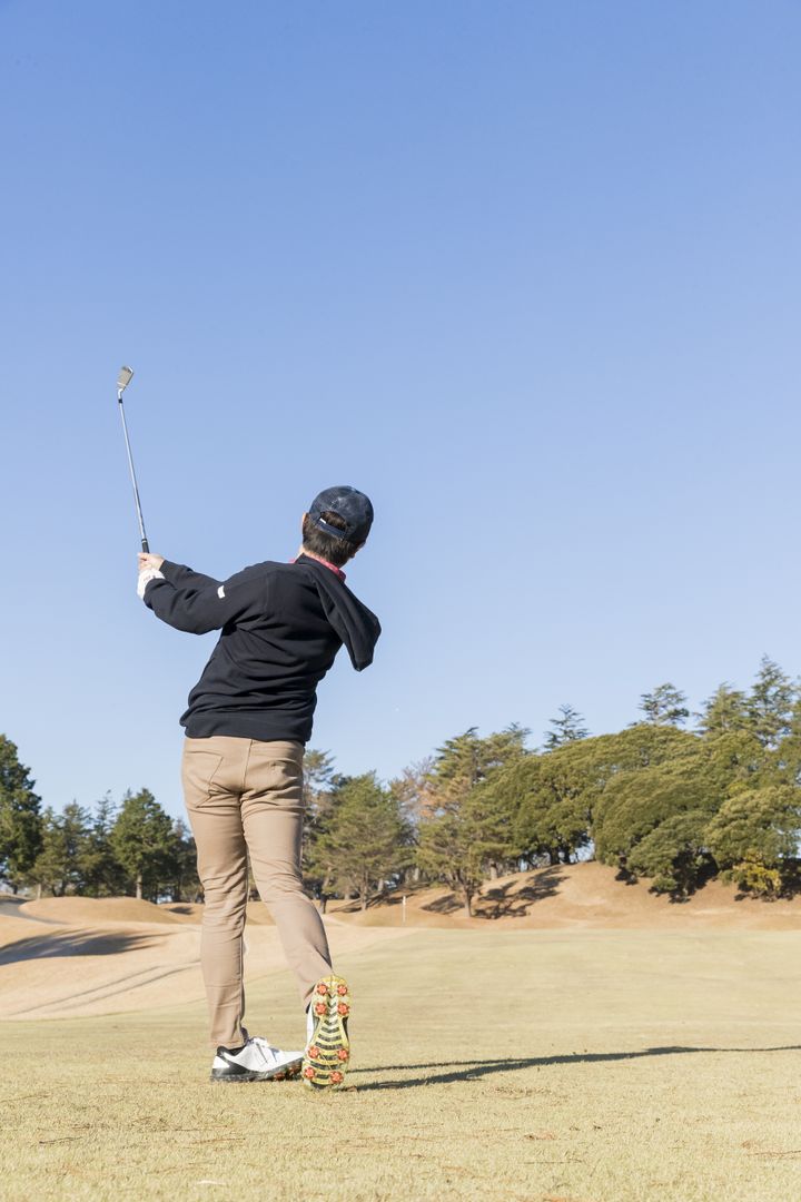 ライン出しショットのやり方は？男子プロが徹底解説