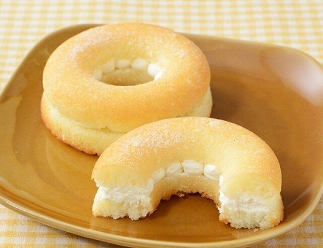 ローソン 焼きドーナツサンド(クリームチーズ)