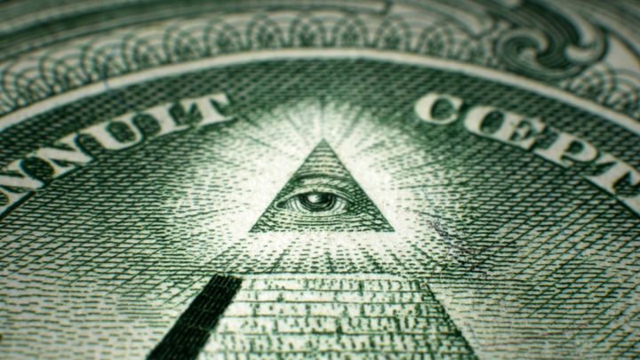 陰謀論が社会ではなく「家族」に影響を与えている