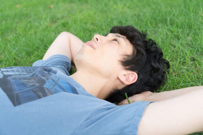 家庭円満なのに不倫？浮気する男の心理と5つの本質