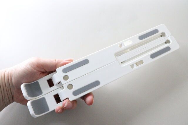 折りたたみ式PC・タブレットスタンド（ホワイト）