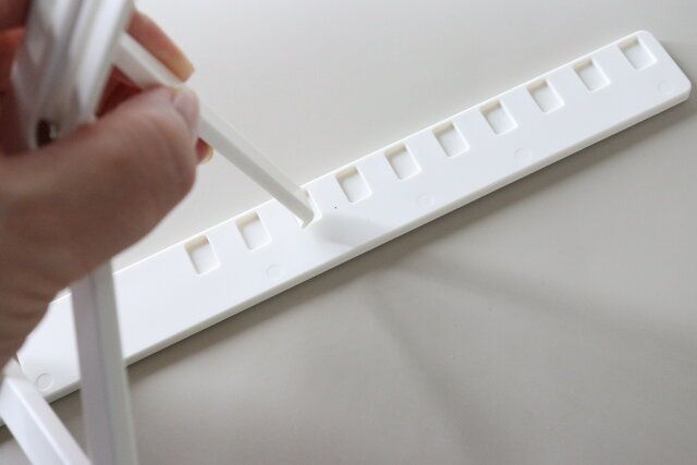 折りたたみ式PC・タブレットスタンド（ホワイト） 角度調整