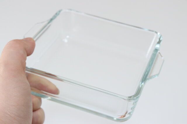 グラタン皿（正方形、0.4L） 形状