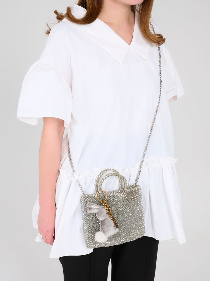 クラウドチームVERY宮澤美那の春コーデのバッグはアンテプリマ