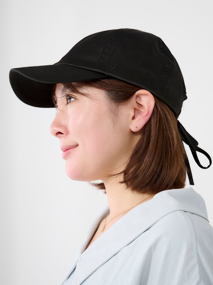 クラウドチームVERY竹内菜摘の春コーデ３の黒キャップは後ろリボン