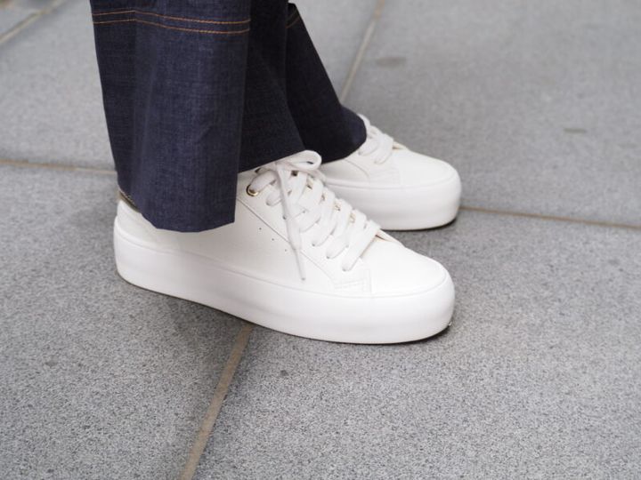 ザラのスニーカー