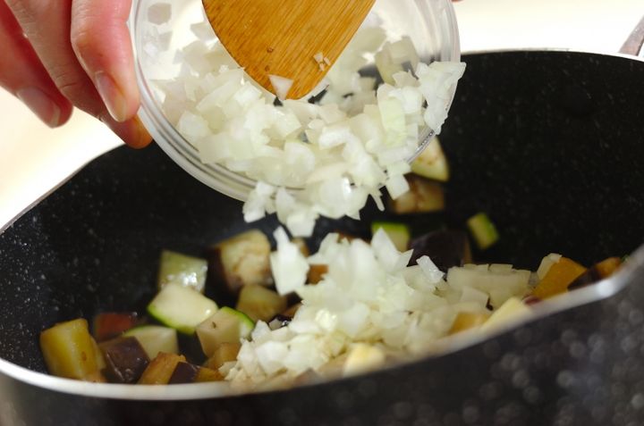 夏野菜たっぷり！カポナータの作り方2