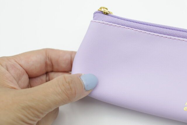 合皮スリムペンケース 素材感