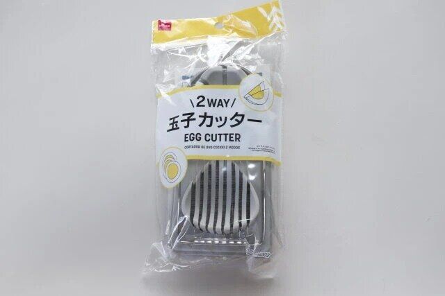 ダイソー 2way玉子カッター（20cm×9cm×3.5cm） パッケージ