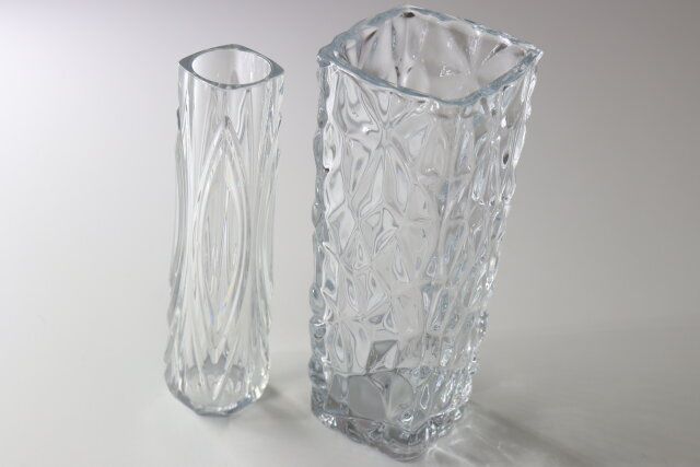 割れにくい花瓶一輪挿し（ボトル型） 比較