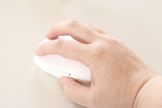 ダイソー ブルートゥース 5ボタンマウス 静音タイプ