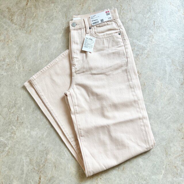 ユニクロ ワイドストレートジーンズ PINK