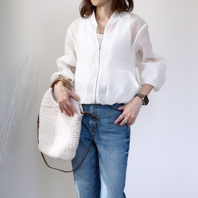 シアーブルゾンを着たコーデ