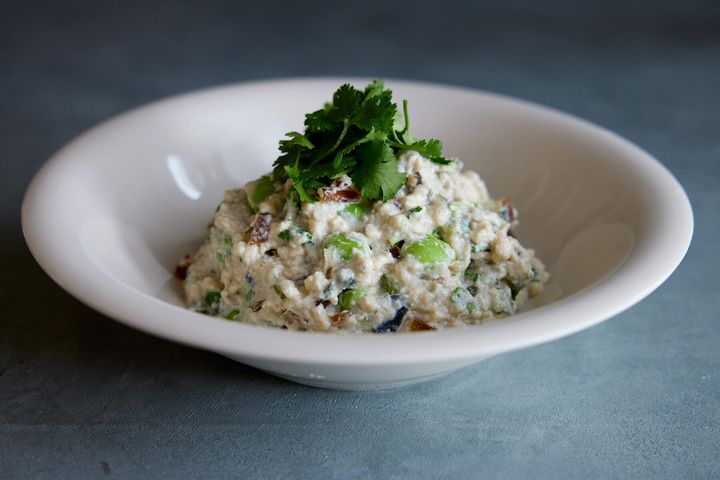 薬味たっぷりの“夏の香りのピータン豆腐”