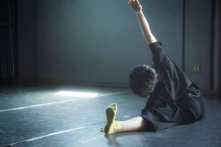 ストレッチをするハラサオリ