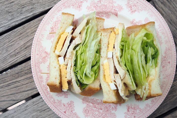 おひとり様からOK♪ 箱根強羅公園の水音響くテラスであじさいアフタヌーンティーを「一色堂茶廊」