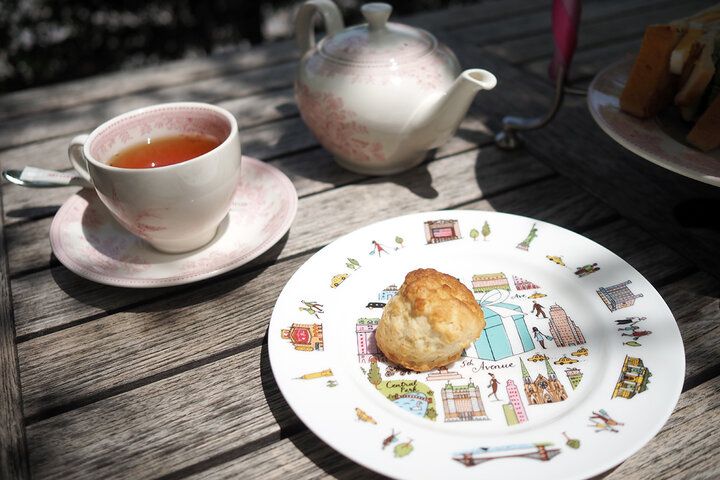 おひとり様からOK♪ 箱根強羅公園の水音響くテラスであじさいアフタヌーンティーを「一色堂茶廊」