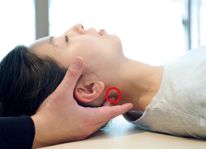 【セルフで簡単！】小顔マッサージのやり方を気になる悩み別に5つご紹介_21