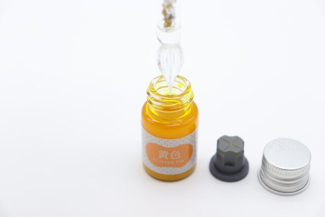 スリーピー ラインストーンガラスペン（YL） ペン先 使用例 インク