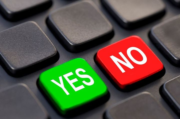 キーボードにYes／Noのボタンだけシールが付いている