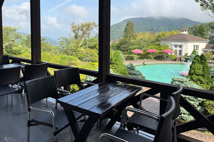 世界でひとつのアクセサリー作り体験や名物カレーランチも♪ 初夏の「箱根強羅公園」でゆったり花さんぽ