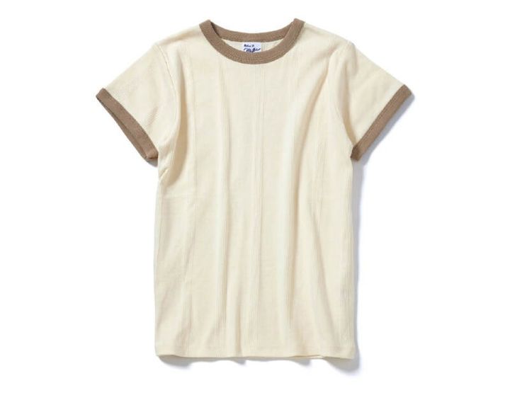 洗練さを保てるベージュ。[２パック、巾着付き]￥8,800（ミラー フォア ジャーナル スタンダード／ジャーナル スタンダード 自由が丘店）