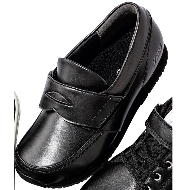 アシックスの子供向け黒シューズ