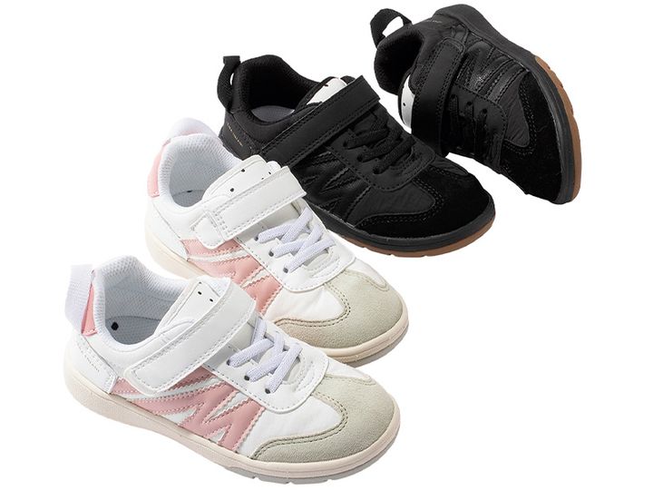 イフミーのスニーカー