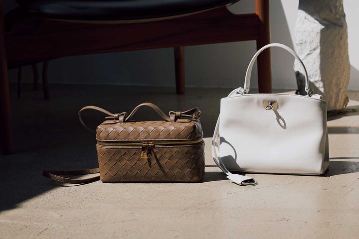 キレイめなブランドミニバッグ